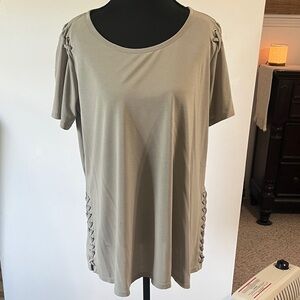 ANDREE BY UNIT Taupe Short Sleeve Top